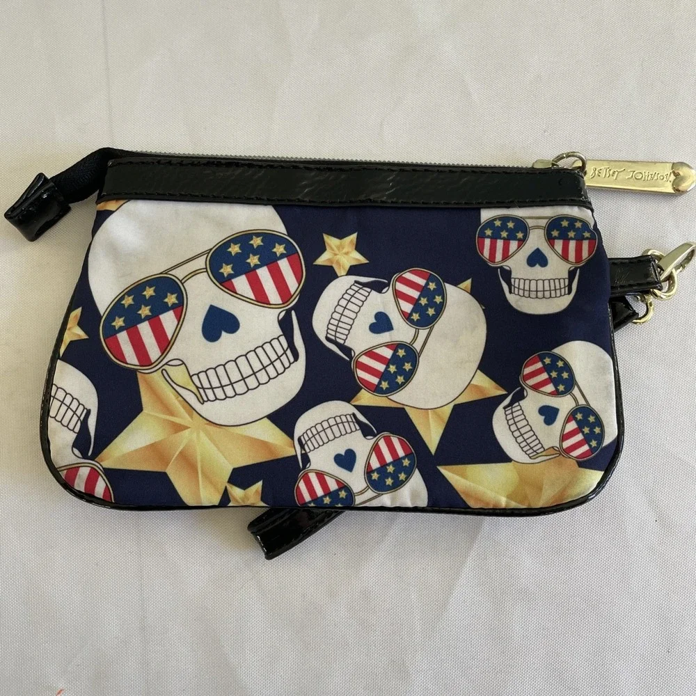 Betsey Johnson Skull Star‎ Americana Flag Wristlet Wallet Purse Retro Gold